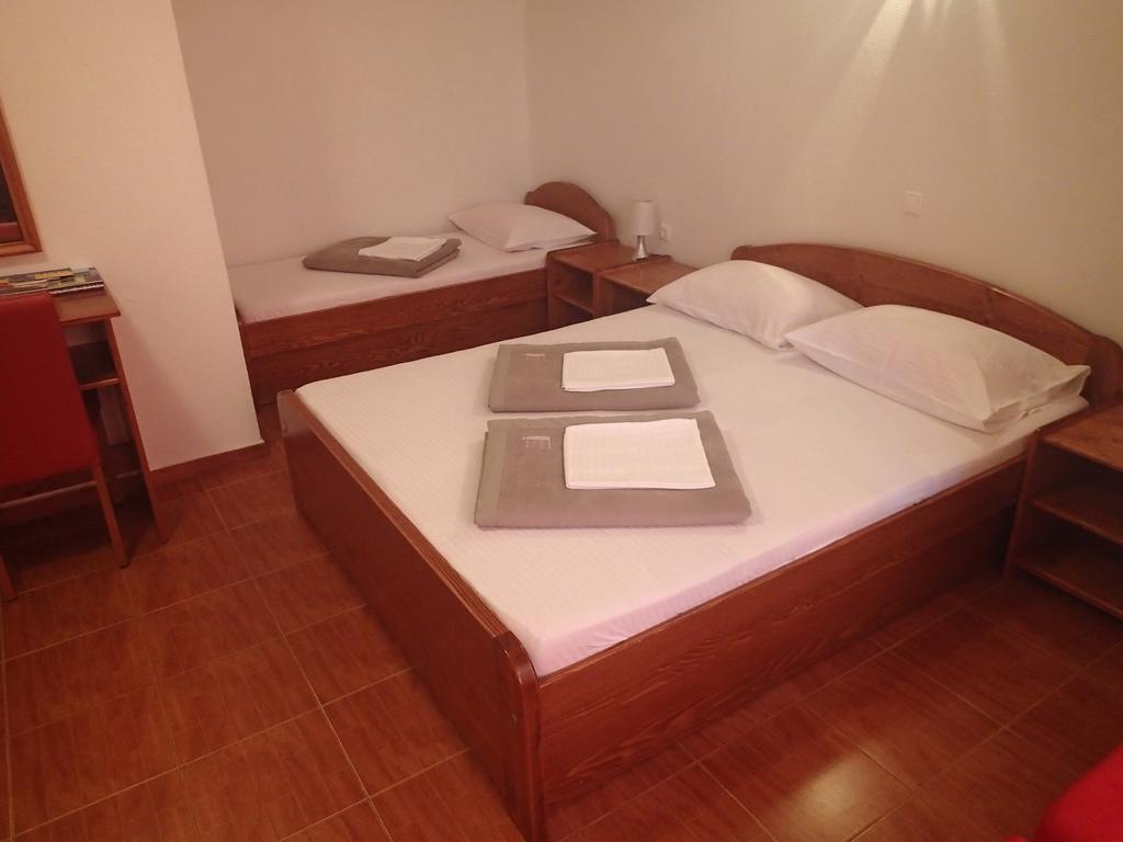 Villa Bosac グラダツ エクステリア 写真