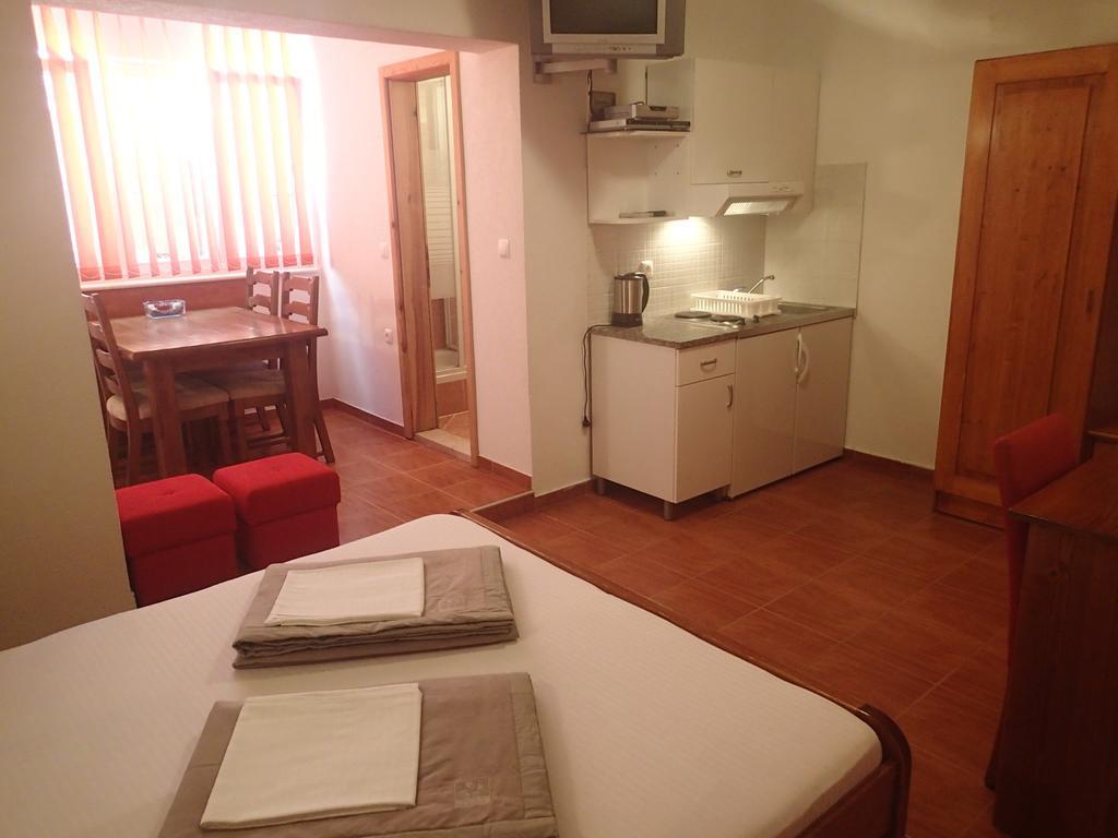 Villa Bosac グラダツ エクステリア 写真