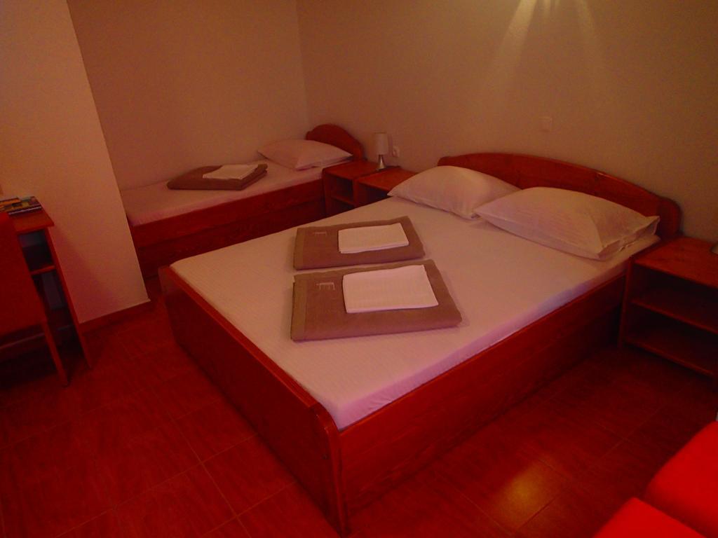 Villa Bosac グラダツ エクステリア 写真